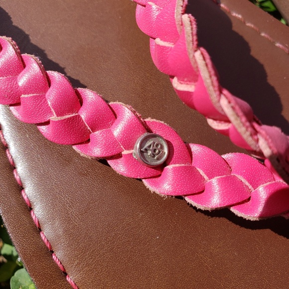 Aéropostale Braided Flip Flops - Picture 3 of 8